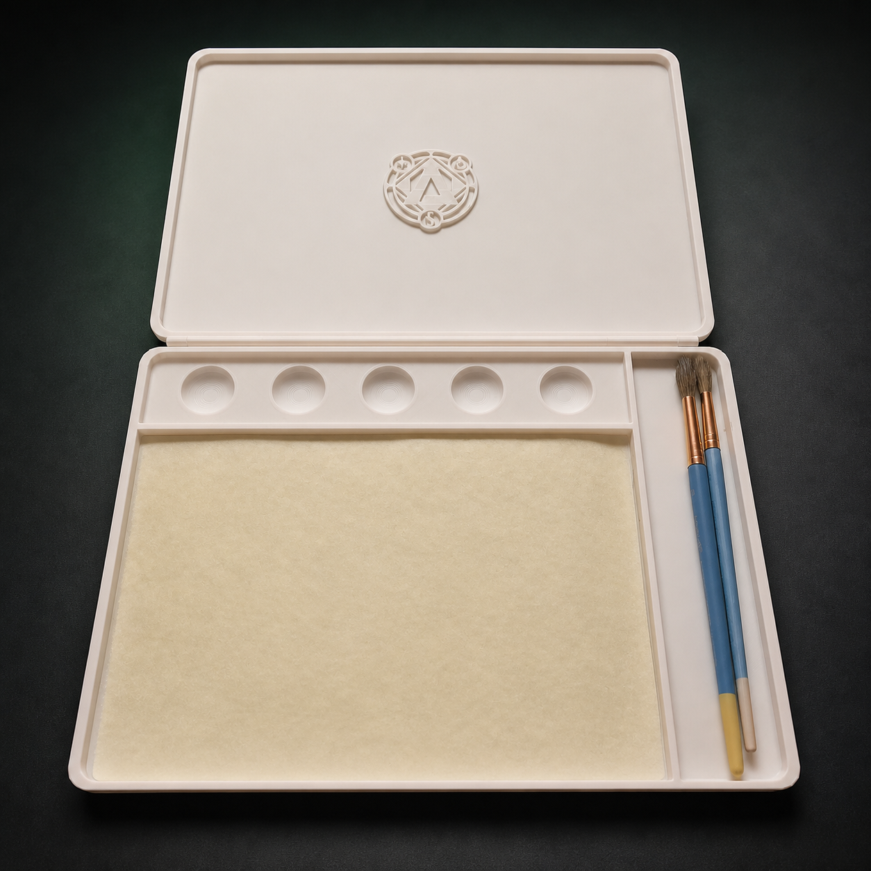 Usage example of the assembled 3D printed wet palette; accessories are not included